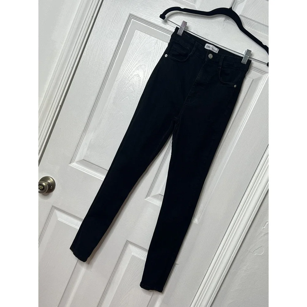Zara Black Skinny Jeans Size 4 Minimalist Quiet Luxury‎ Clean Girl Stretch Denim